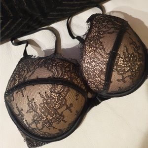 Bombshell add 2 cup push up plunge black nude Victoria’s Secret bra 34 D